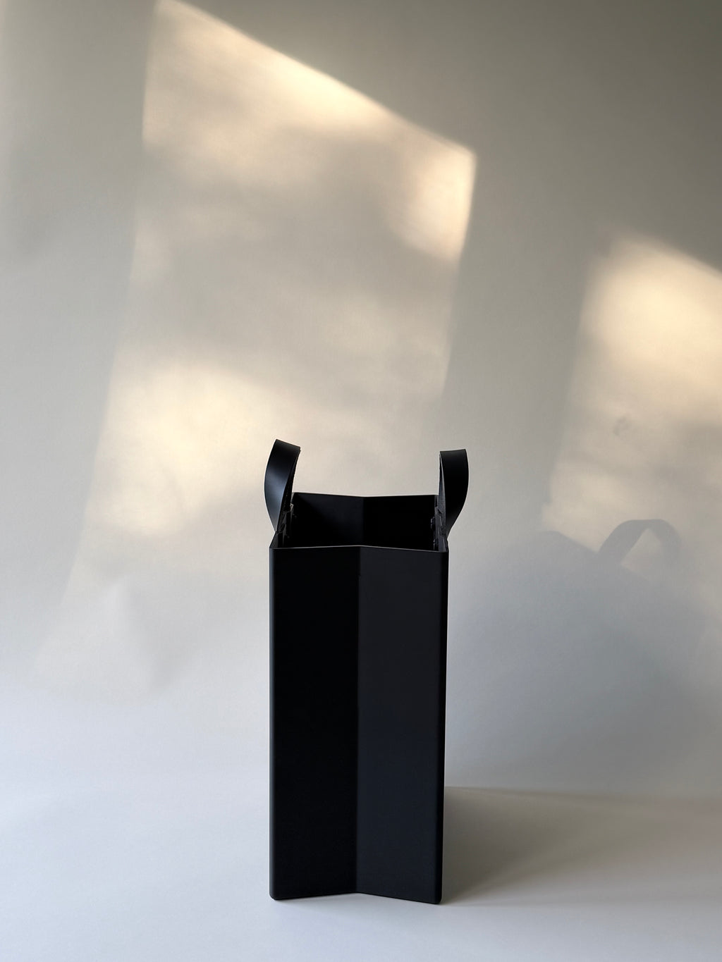 Avenue Bin